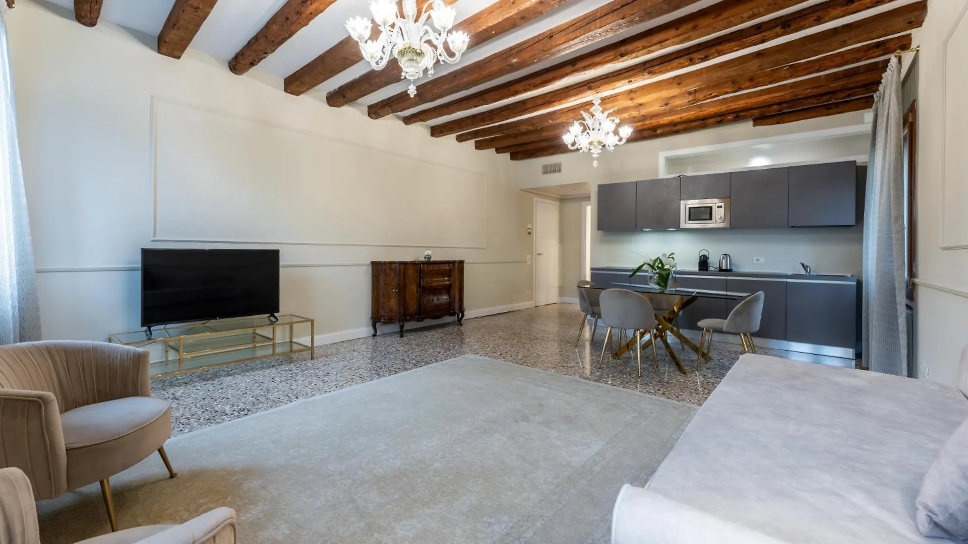 San Vio Palace Luxury Apartments Venedig Italien