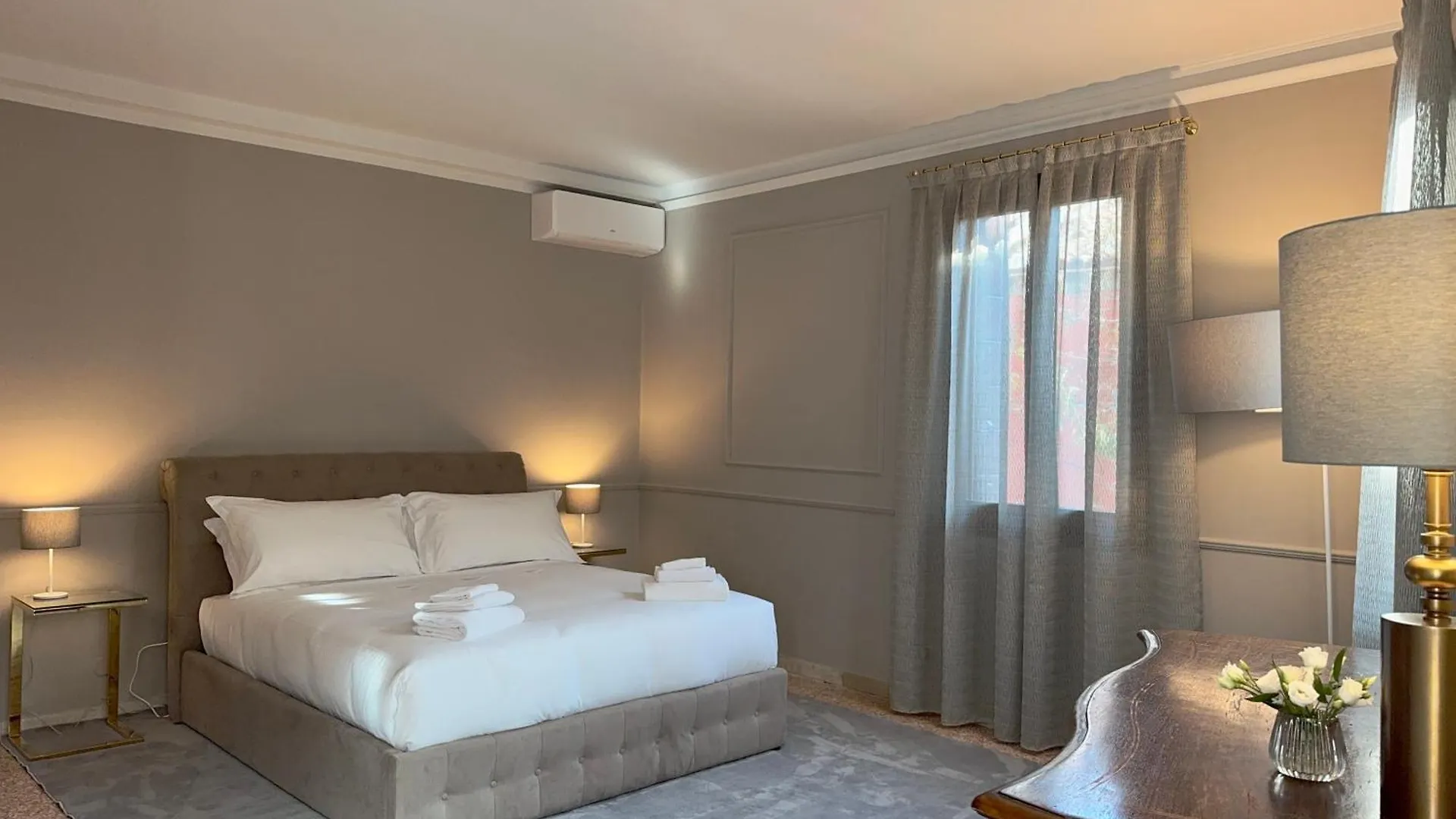 San Vio Palace Luxury Apartments Venedig