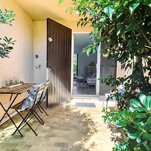 Appartement Ravissant T1 Avec Jardinet Proche De La France